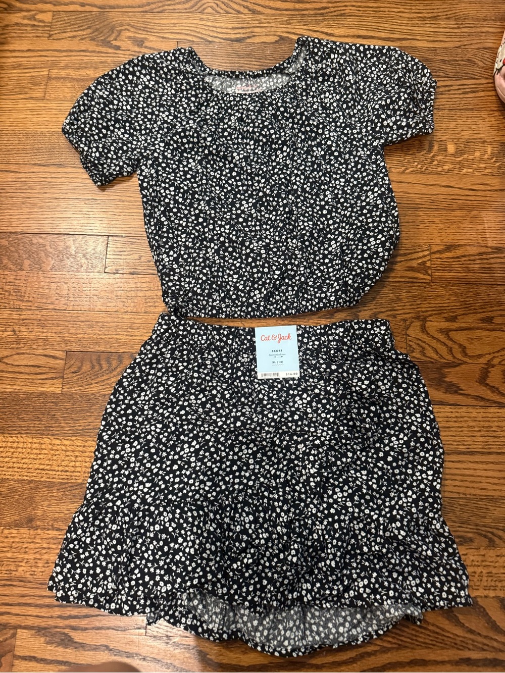 Cat & Jack Black and White Floral Crop Top & Skirt Set